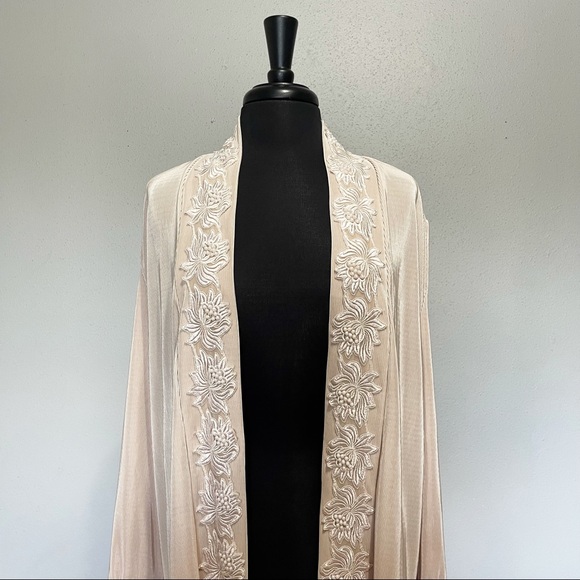 SL Collections Open Front Embroidered Cardigan M/L - Picture 2 of 11